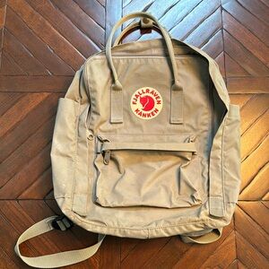 Fjallraven Kanken Laptop 15” bag khaki